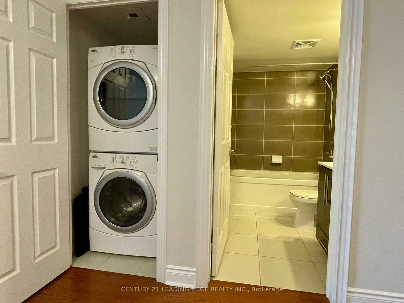 23, Cox, Unionville, Markham