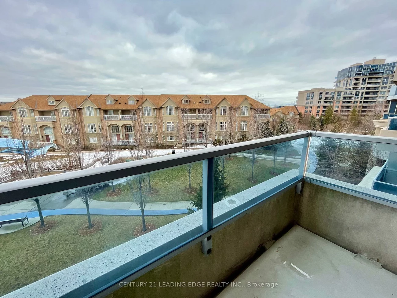 23, Cox, Unionville, Markham