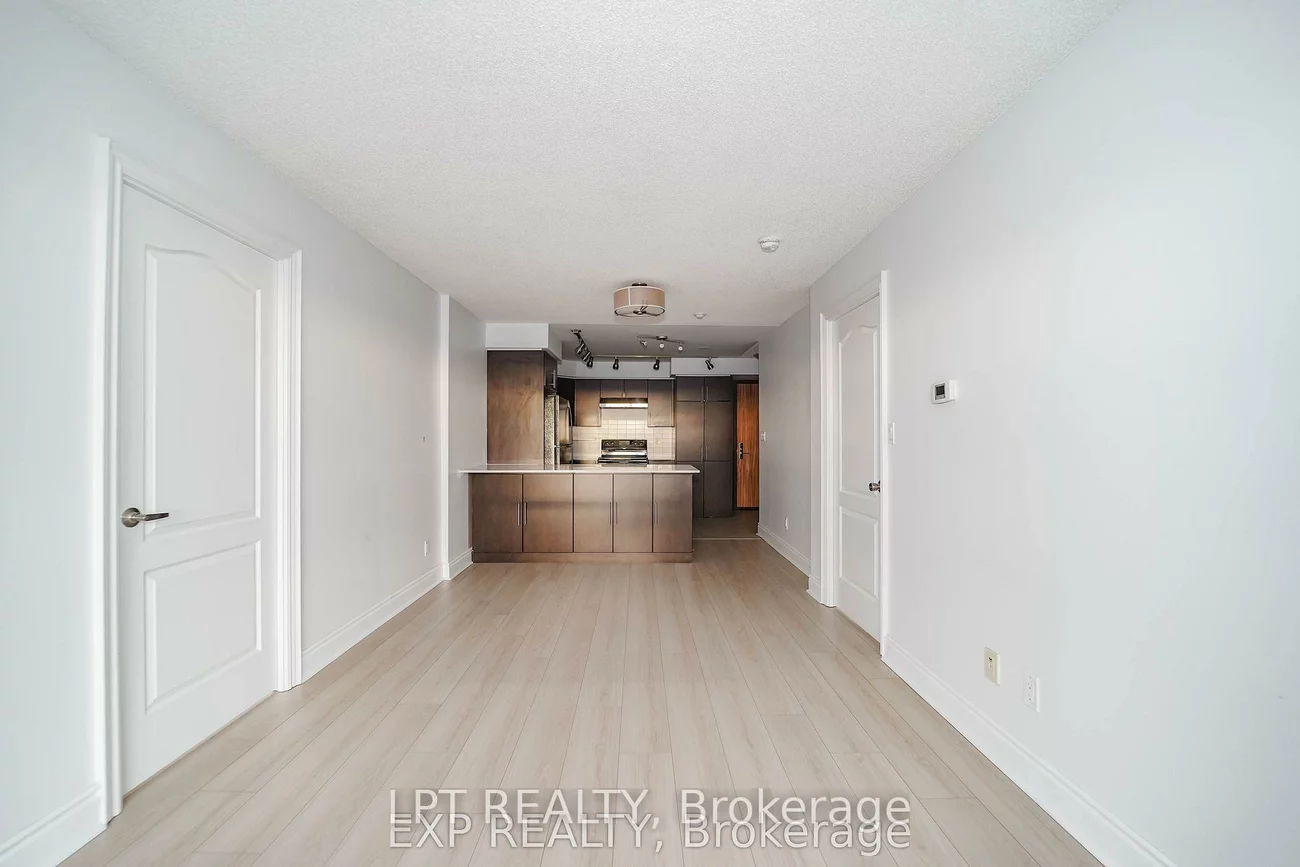 60, South Town Centre, Unionville, Markham