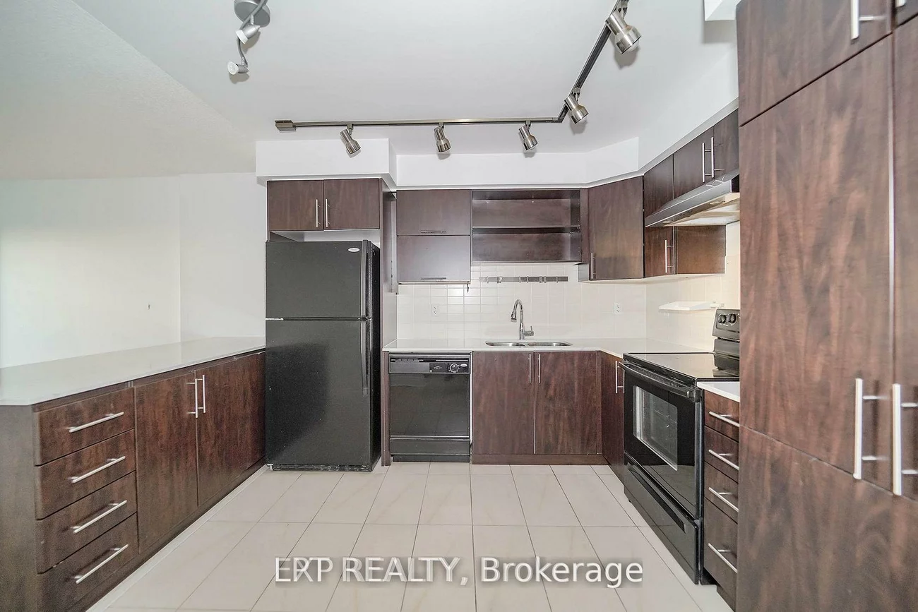 60, South Town Centre, Unionville, Markham