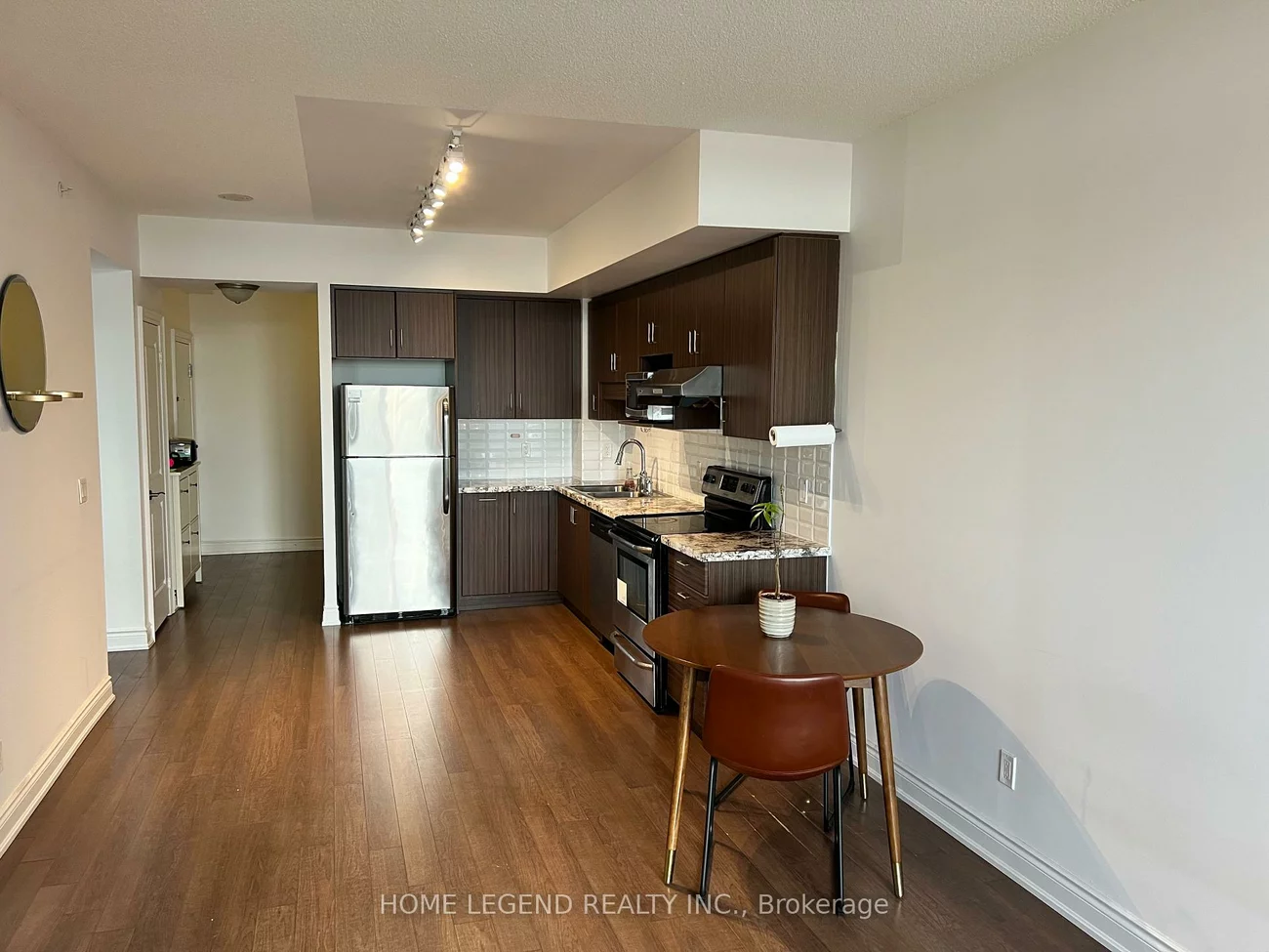 89, South Town Centre, Unionville, Markham