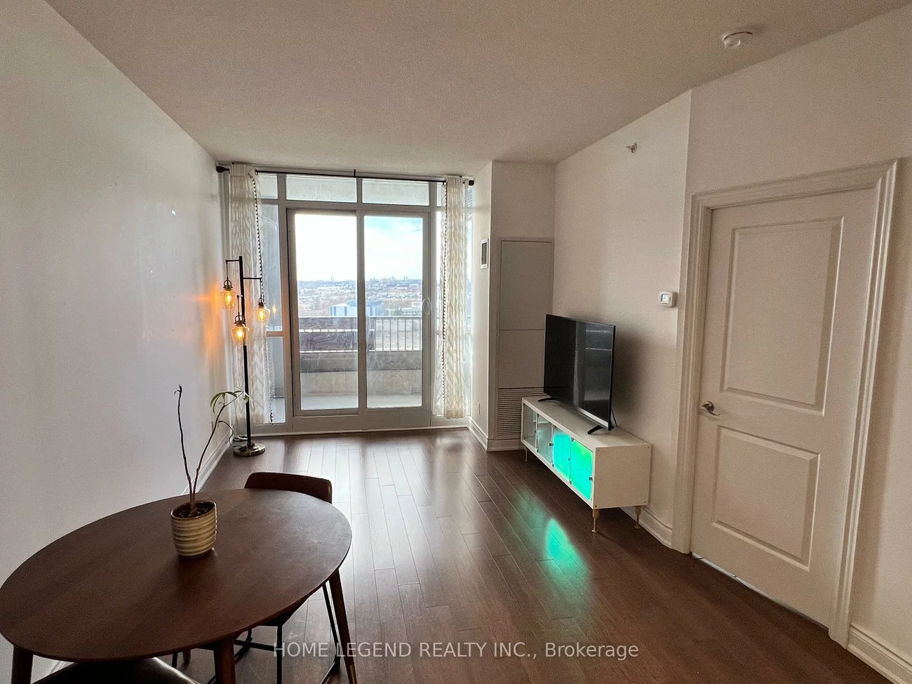 89, South Town Centre, Unionville, Markham