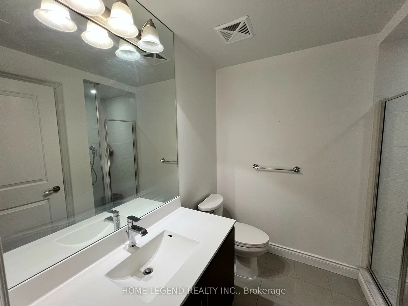 89, South Town Centre, Unionville, Markham