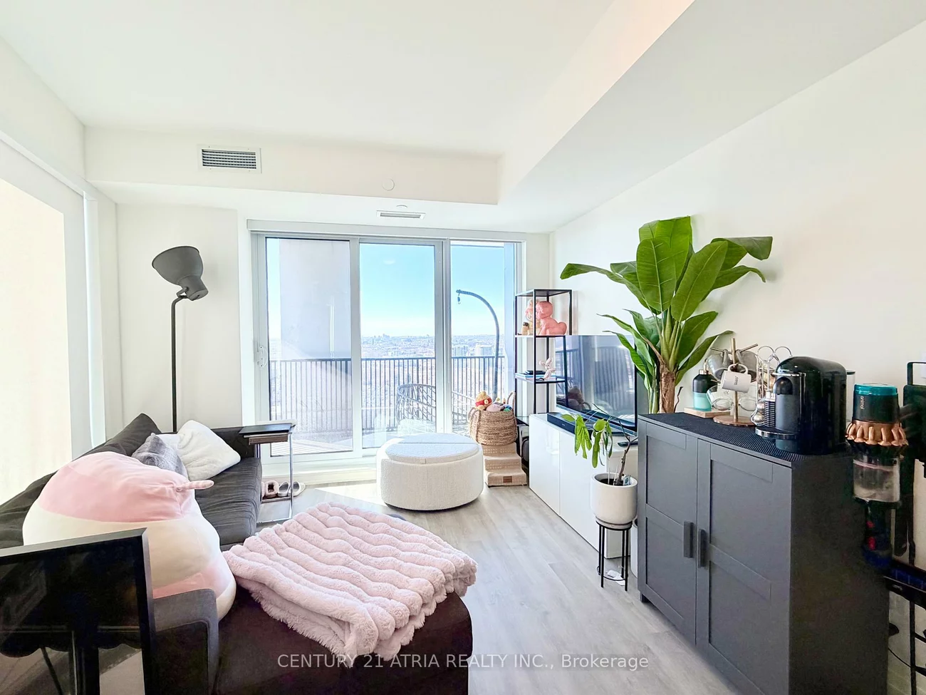 56, Andre De Grasse, Unionville, Markham