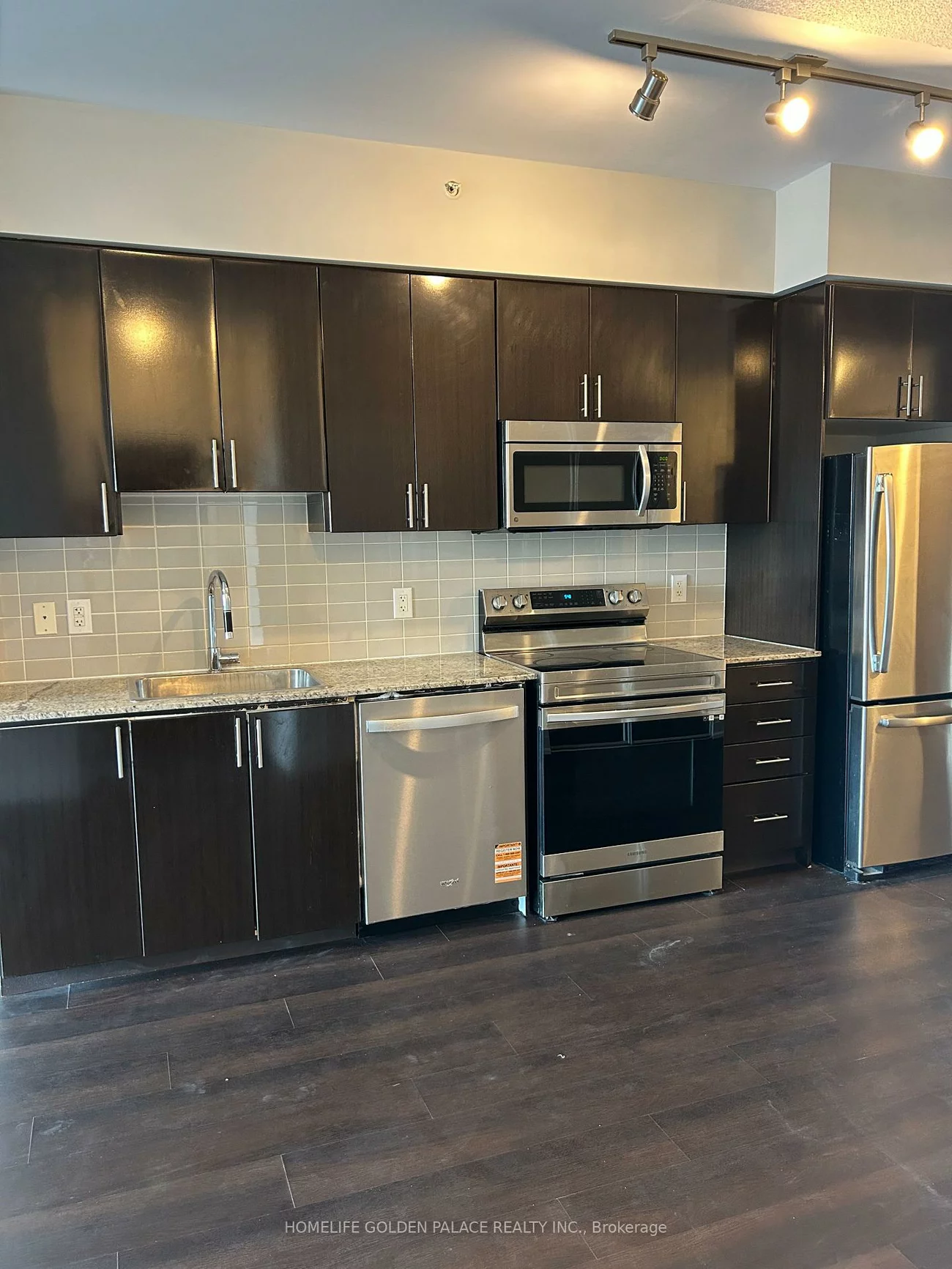 7171, Yonge, Thornhill, Markham