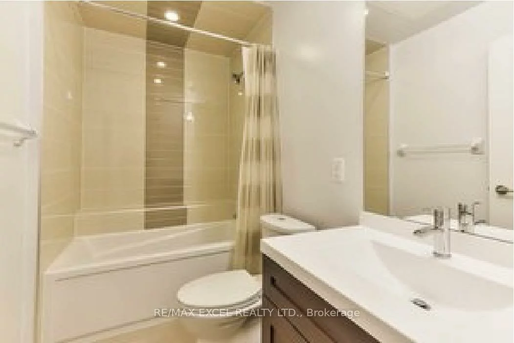 540, Bur Oak, Berczy, Markham