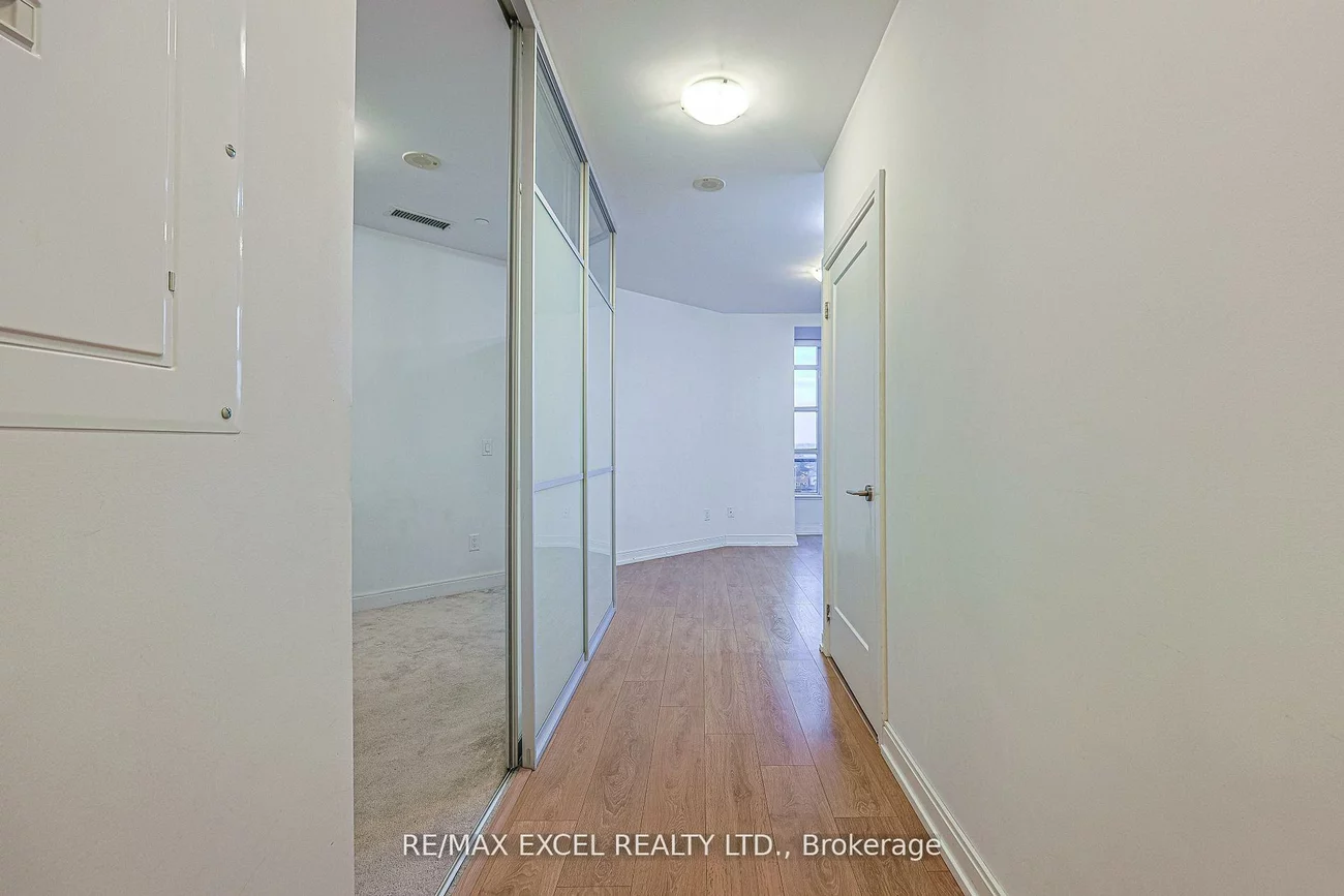 540, Bur Oak, Berczy, Markham
