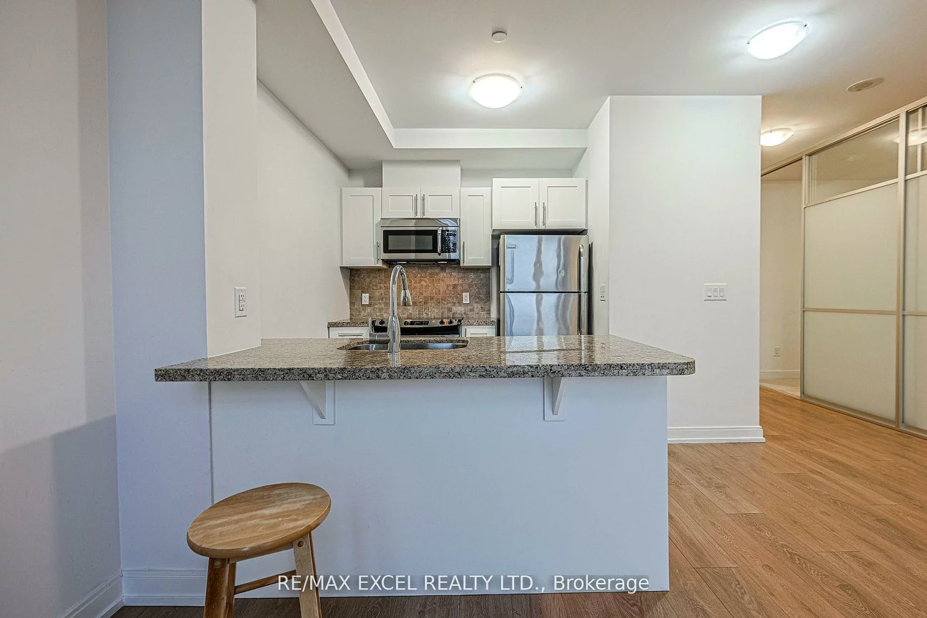 540, Bur Oak, Berczy, Markham