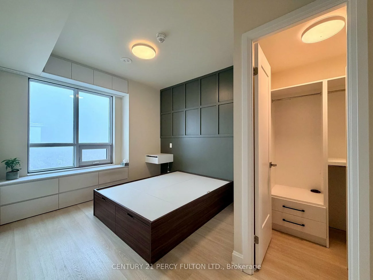 38, Gandhi, Commerce Valley, Markham