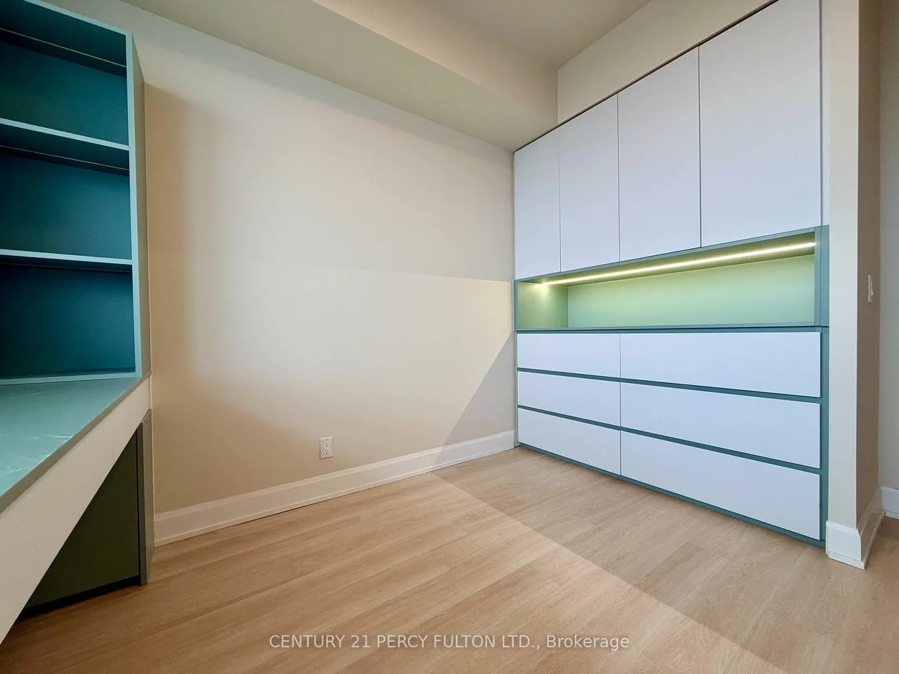 38, Gandhi, Commerce Valley, Markham