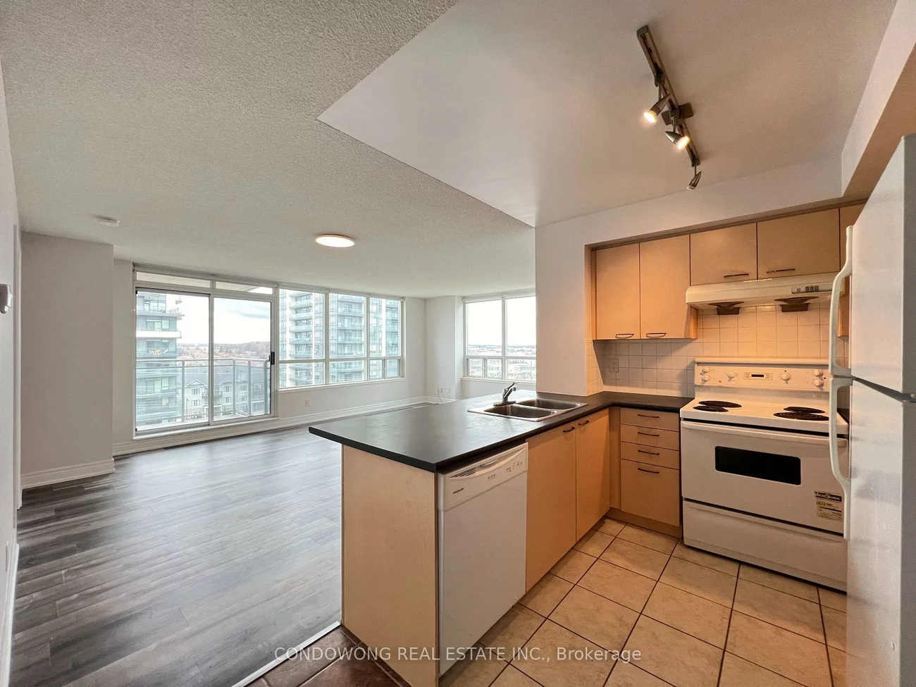 48, Suncrest, Commerce Valley, Markham