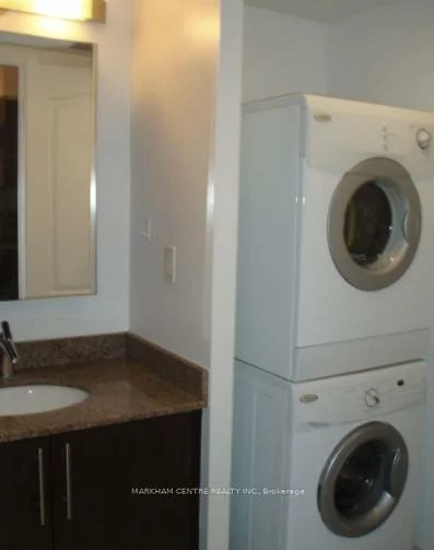 60, South Town Centre, Unionville, Markham