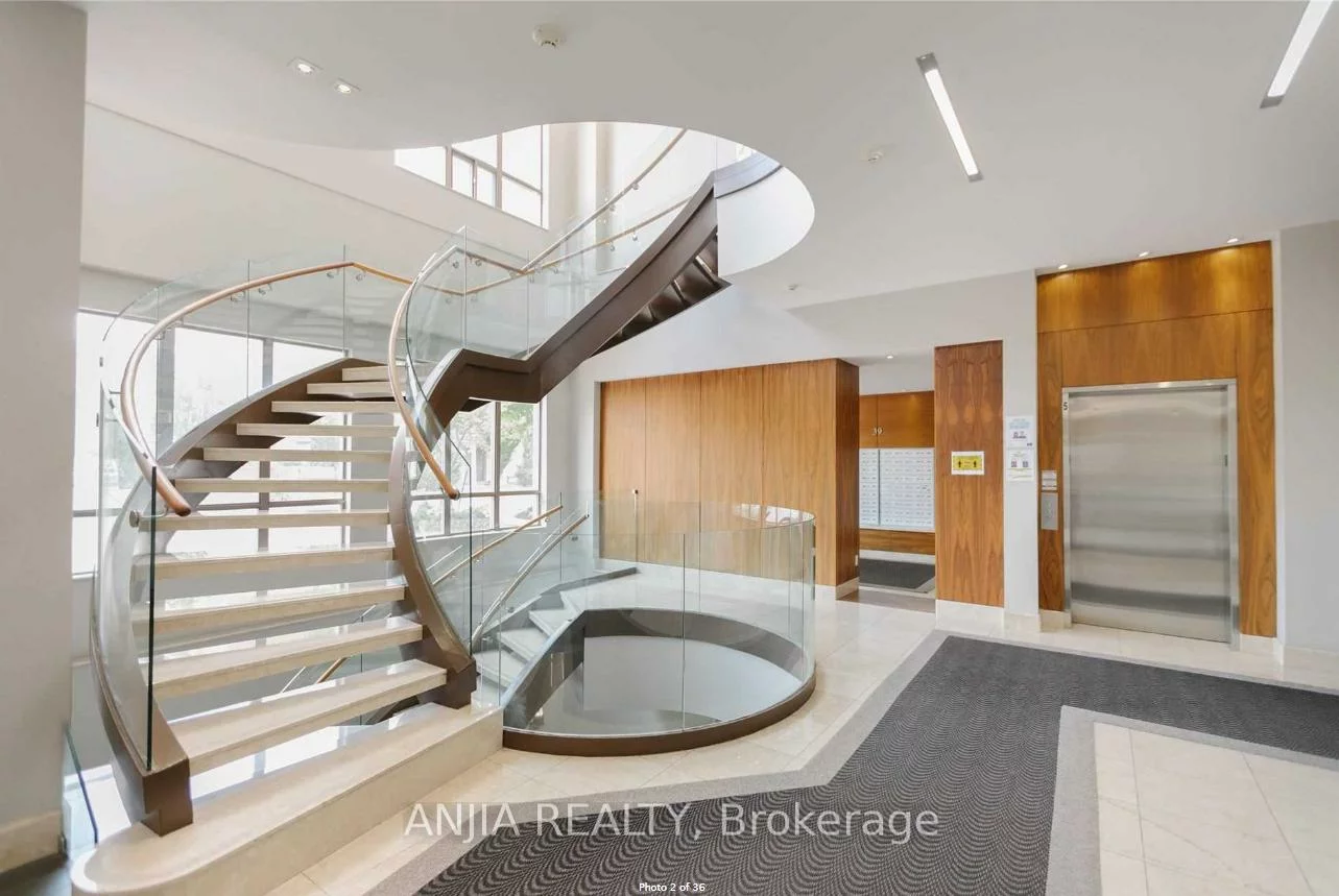 39, Galleria, Commerce Valley, Markham