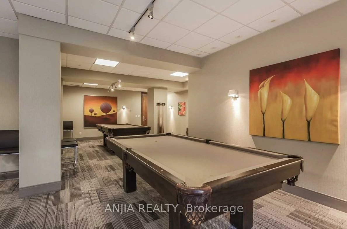 39, Galleria, Commerce Valley, Markham