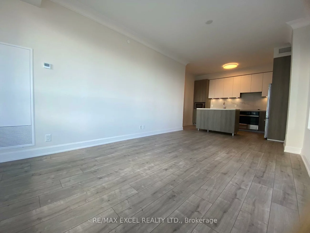 38, Water Walk, Unionville, Markham