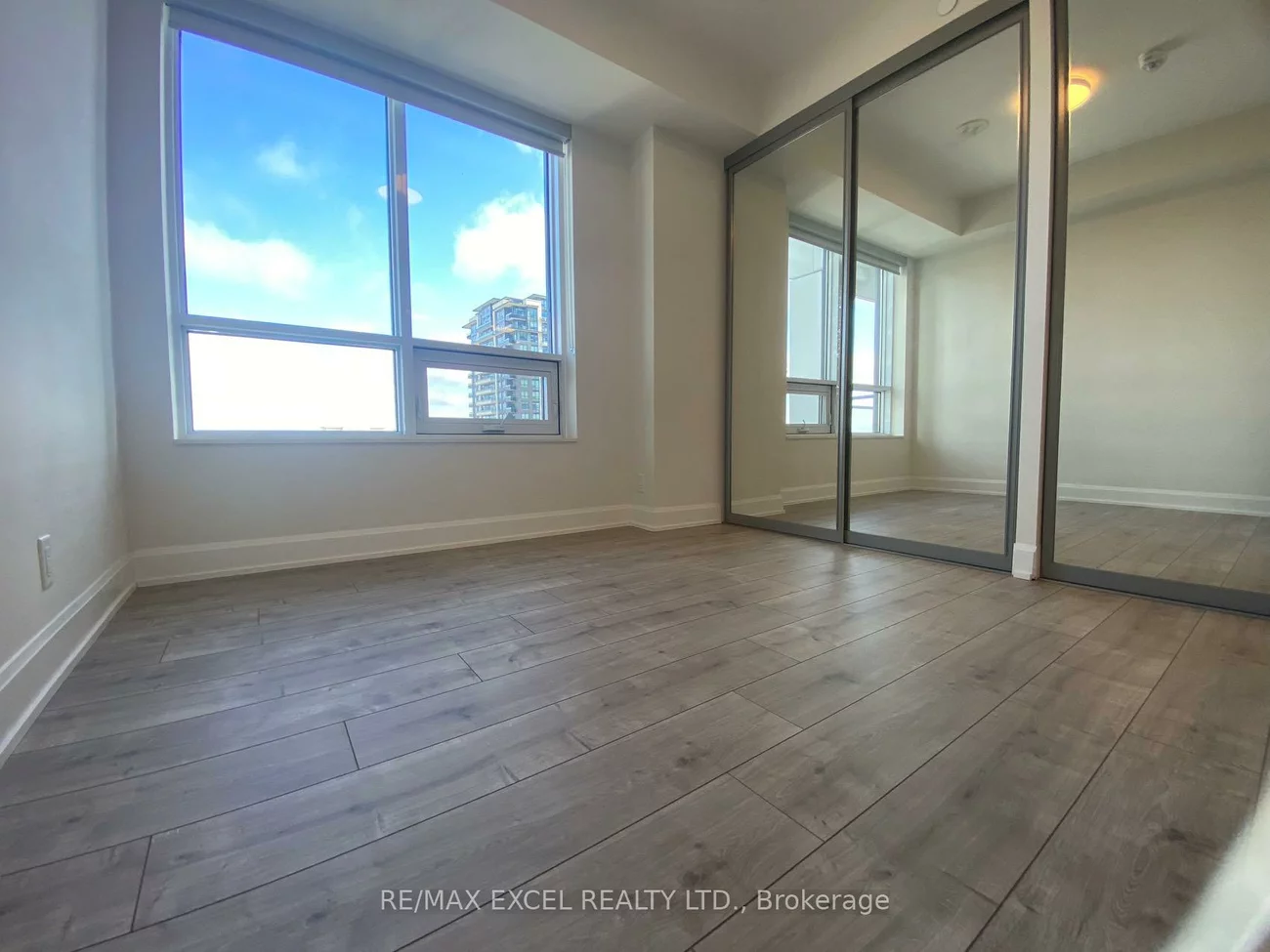 38, Water Walk, Unionville, Markham