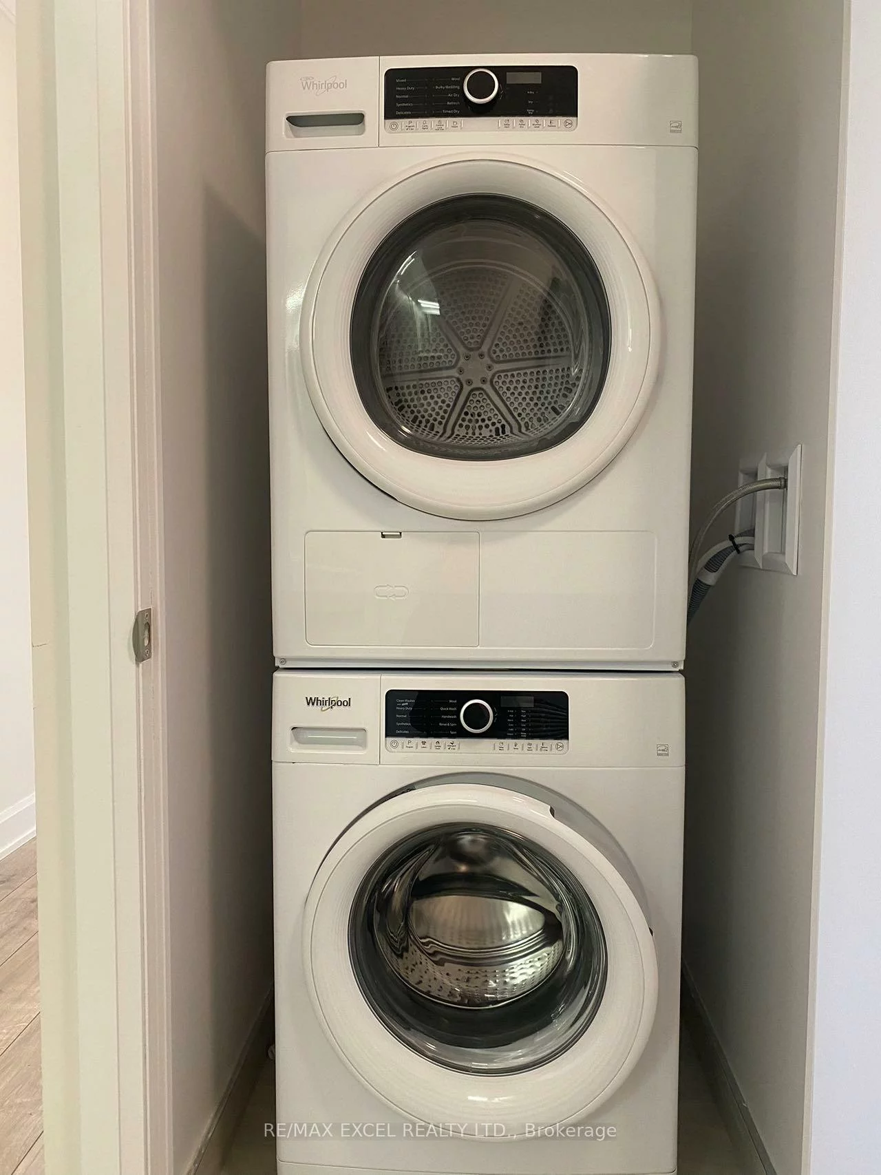 38, Water Walk, Unionville, Markham