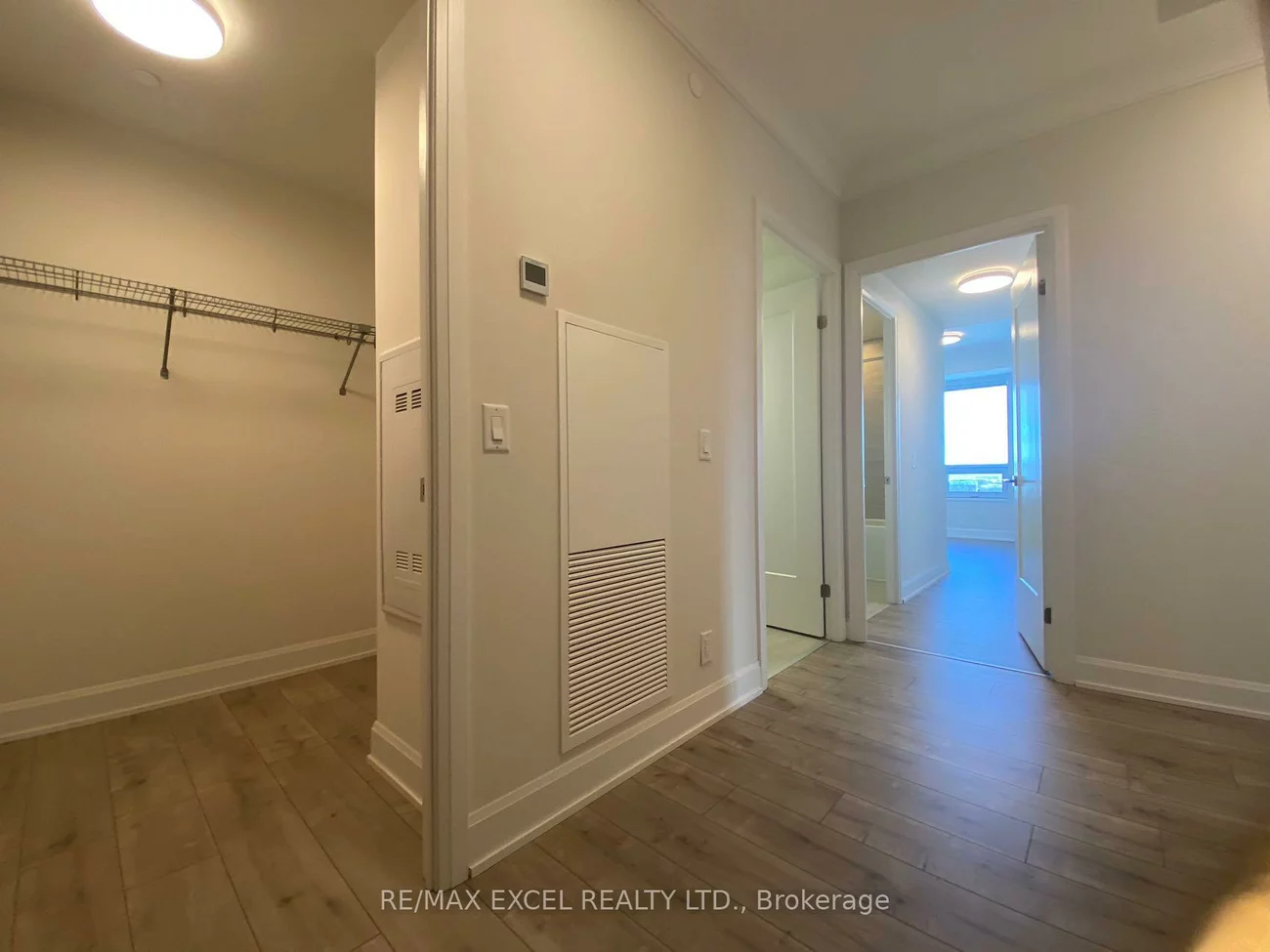 38, Water Walk, Unionville, Markham