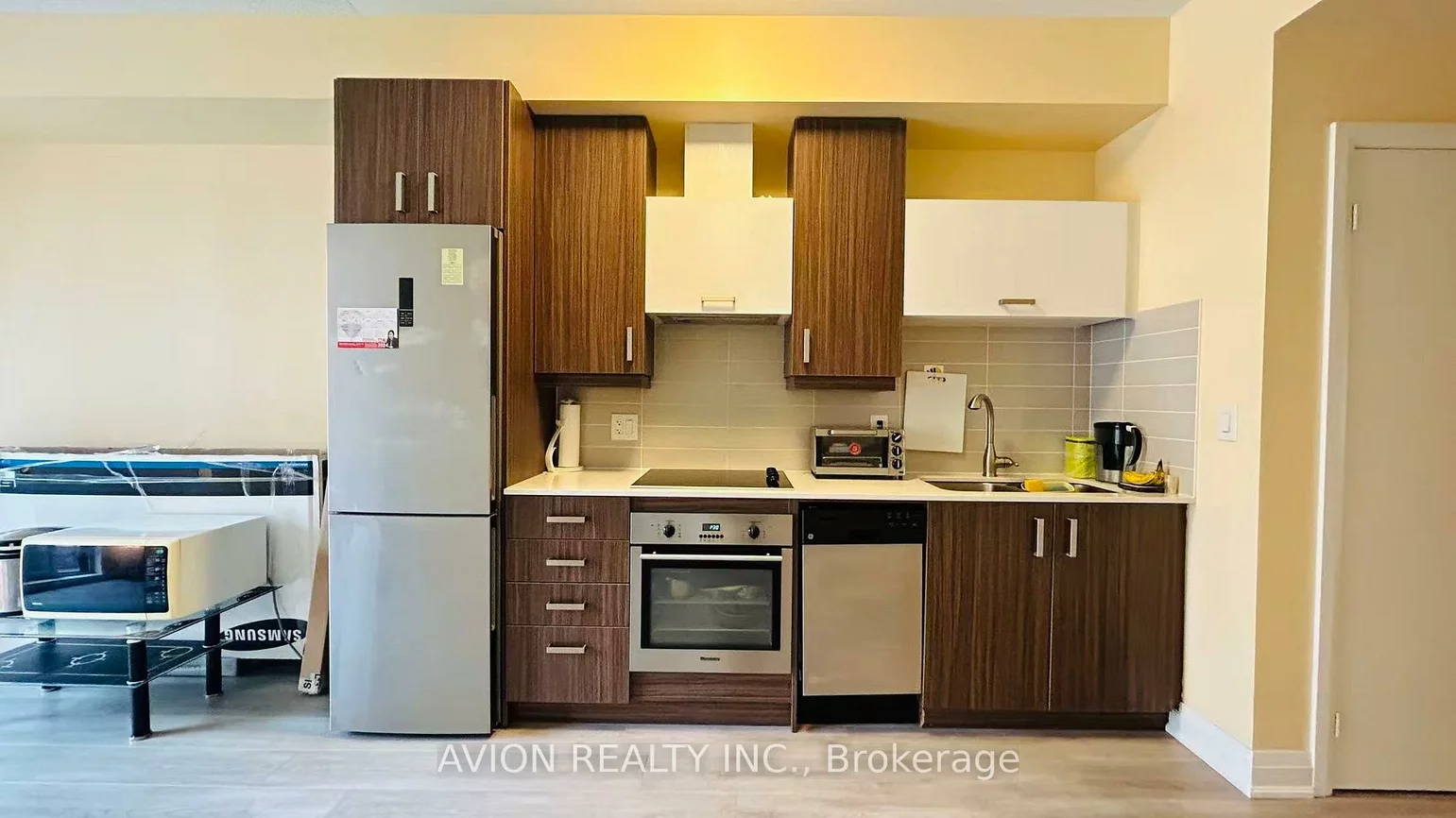 18, Uptown, Unionville, Markham