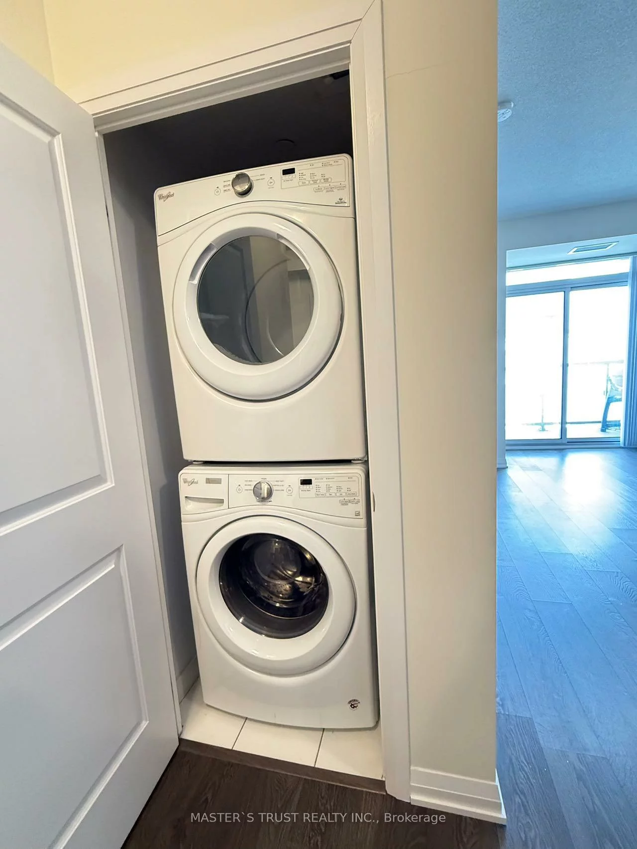 9560, Markham, Wismer, Markham