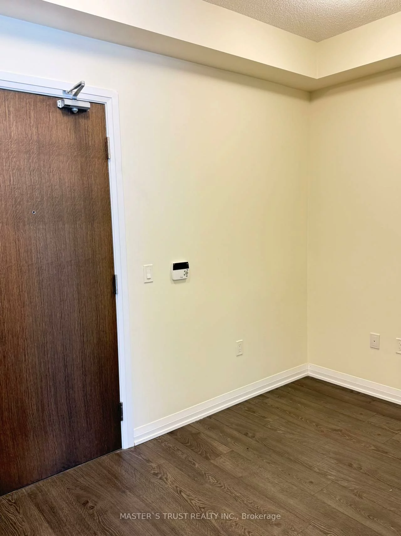 9560, Markham, Wismer, Markham