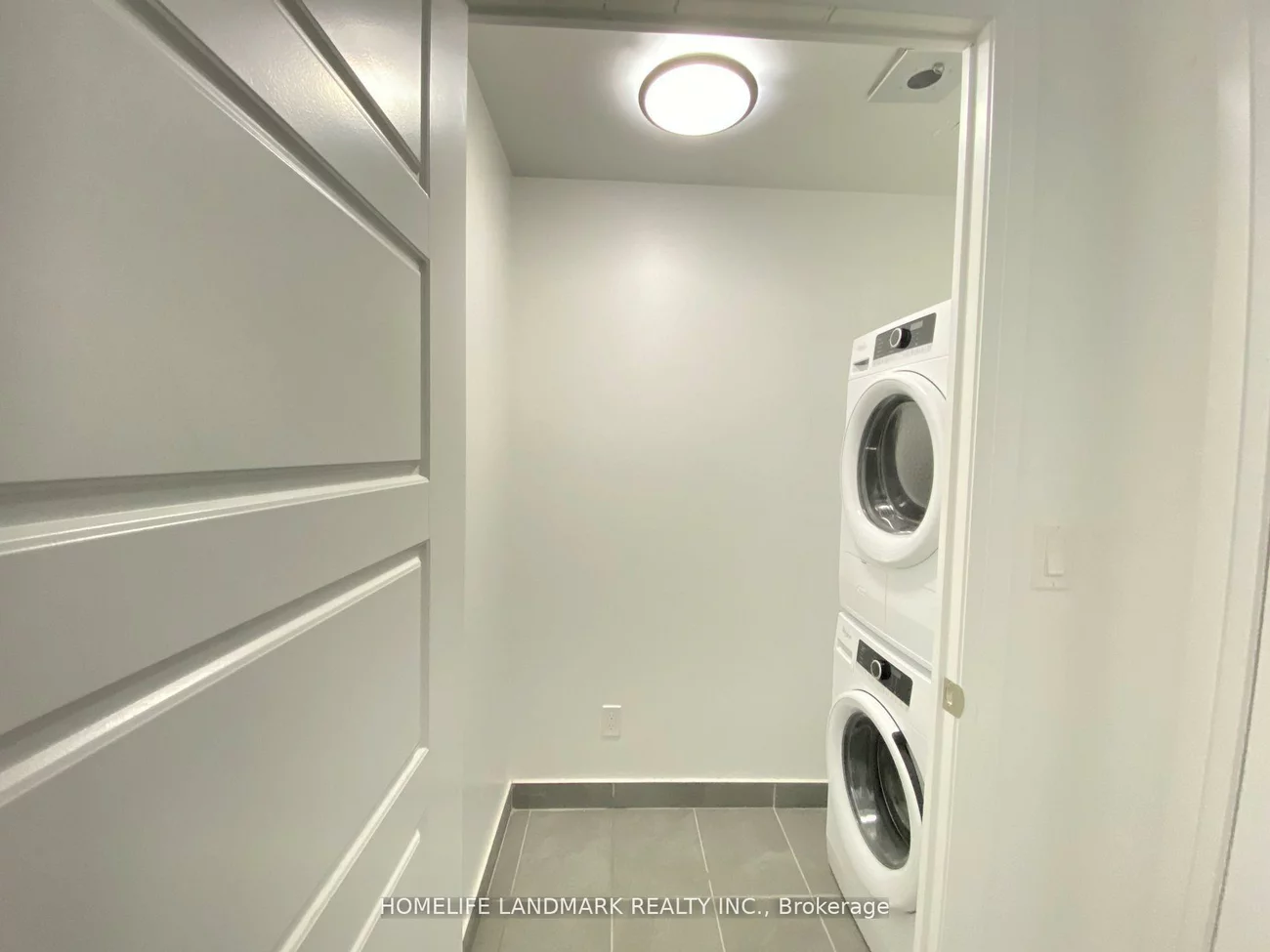 15, Water Walk, Unionville, Markham