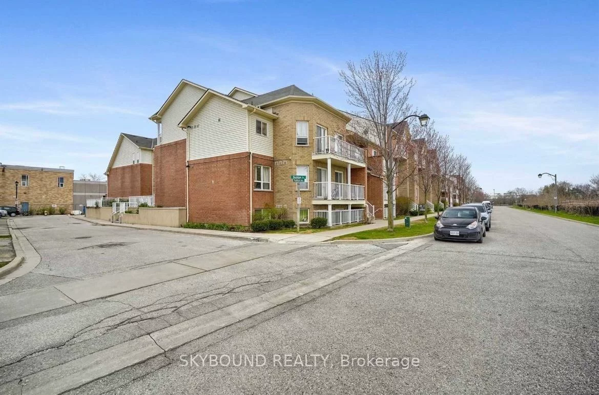 35, Sunrise, Milliken Mills East, Markham