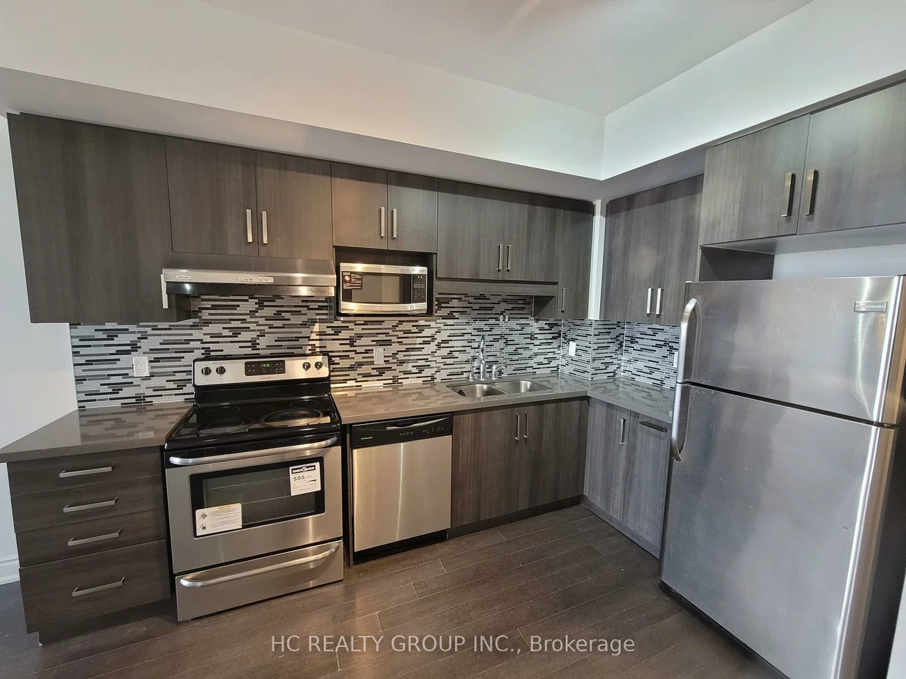 89, South Town Centre, Unionville, Markham