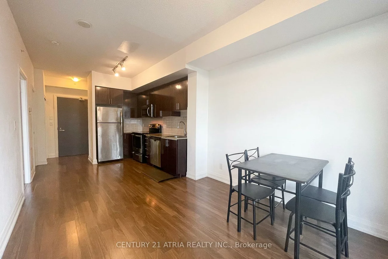 7161, Yonge, Grandview, Markham