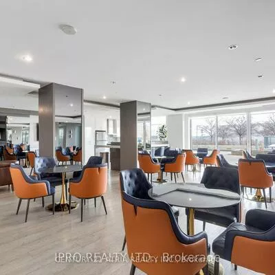 7161, Yonge, Grandview, Markham