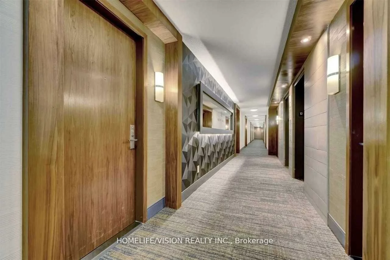 39, Galleria, Commerce Valley, Markham