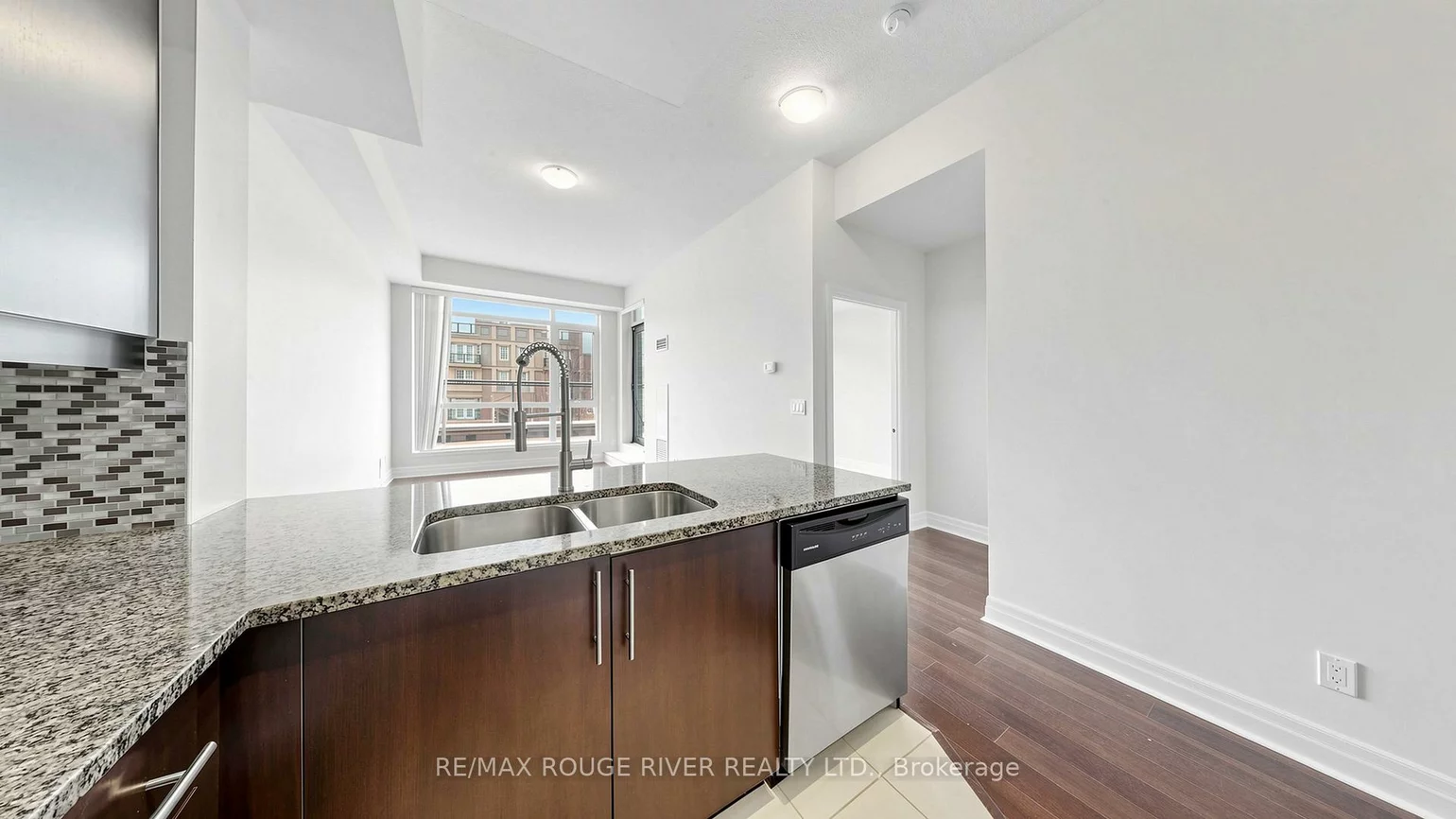 8110, Birchmount, Unionville, Markham