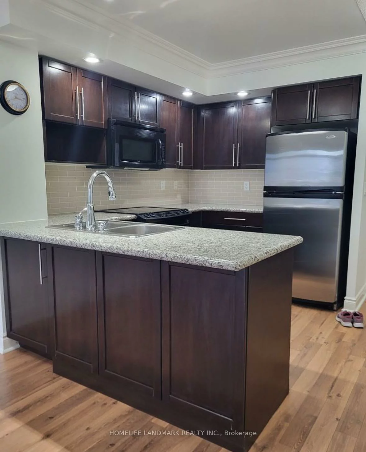 23, Cox, Unionville, Markham