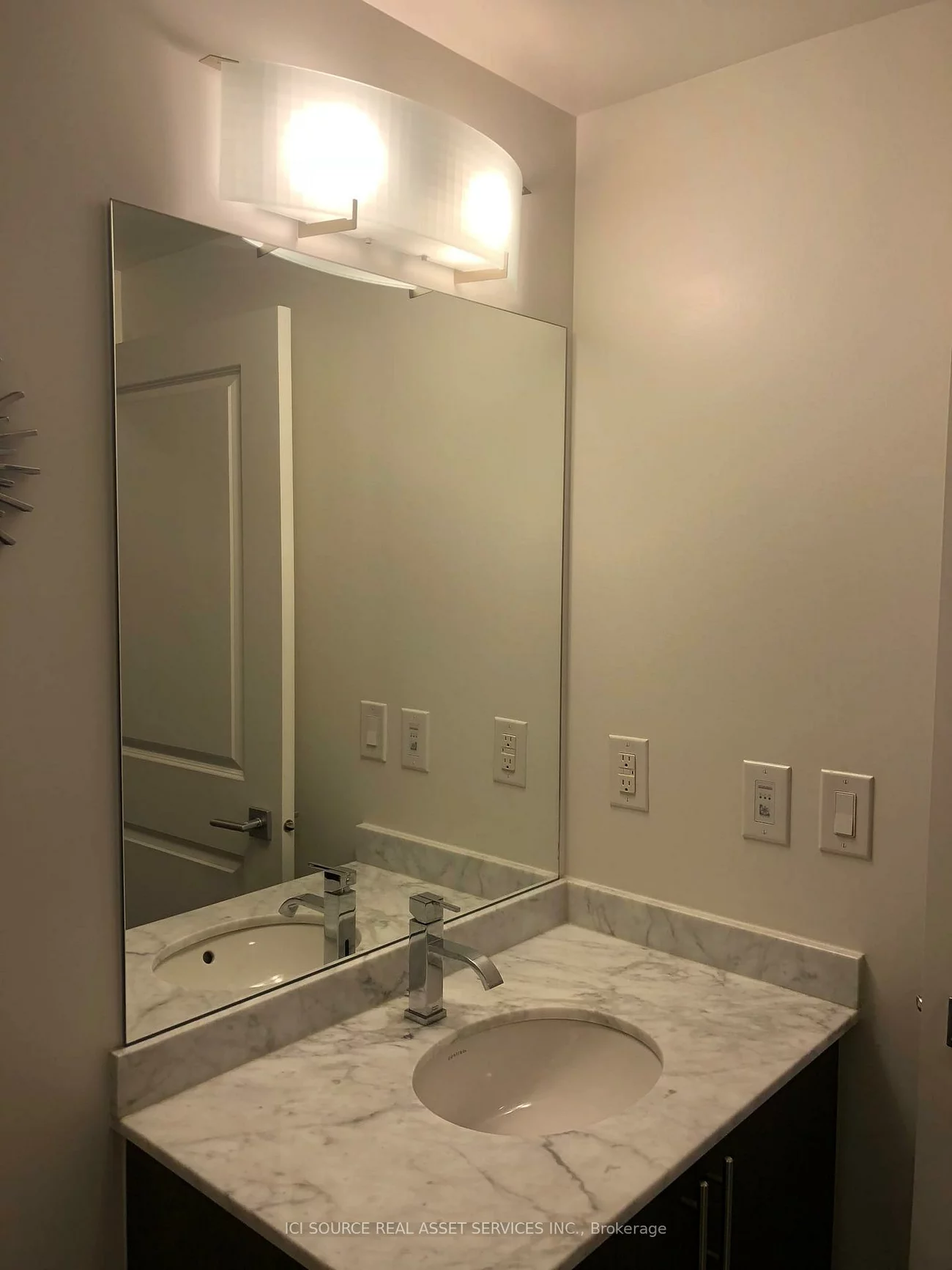 7165, Yonge, Grandview, Markham