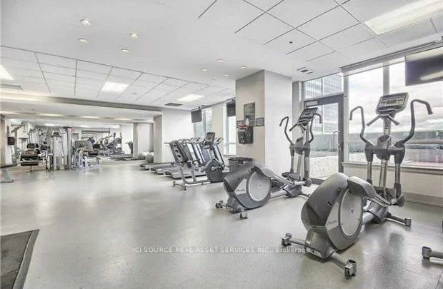 7165, Yonge, Grandview, Markham