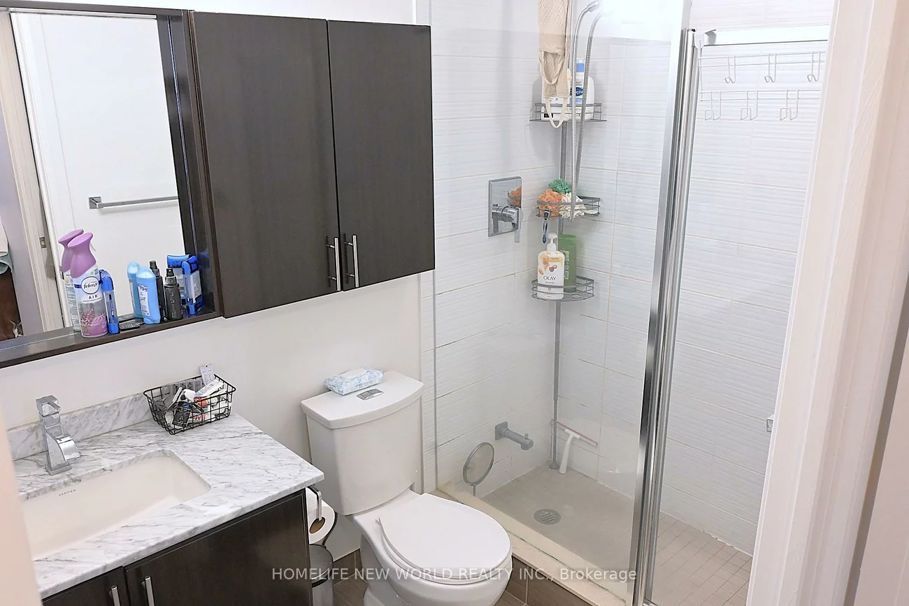 7161, Yonge, Grandview, Markham