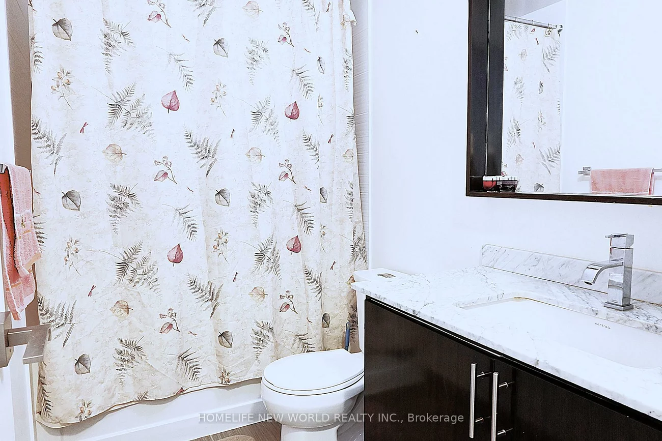 7161, Yonge, Grandview, Markham