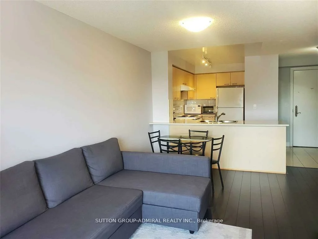 51, Saddlecreek, Commerce Valley, Markham