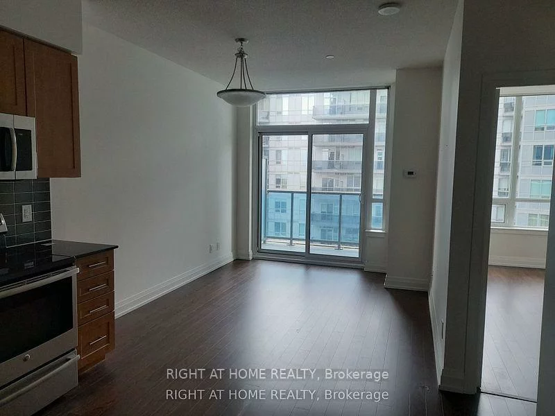 832-7165, Yonge, Grandview, Markham