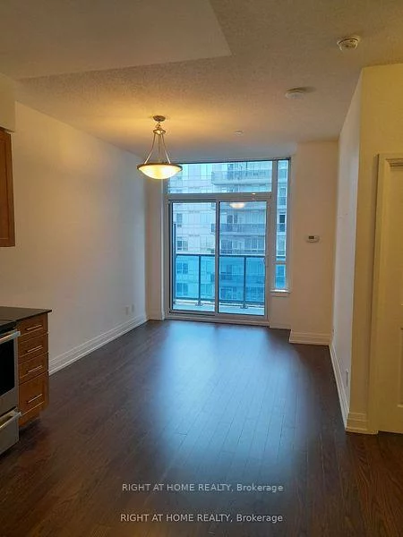 832-7165, Yonge, Grandview, Markham