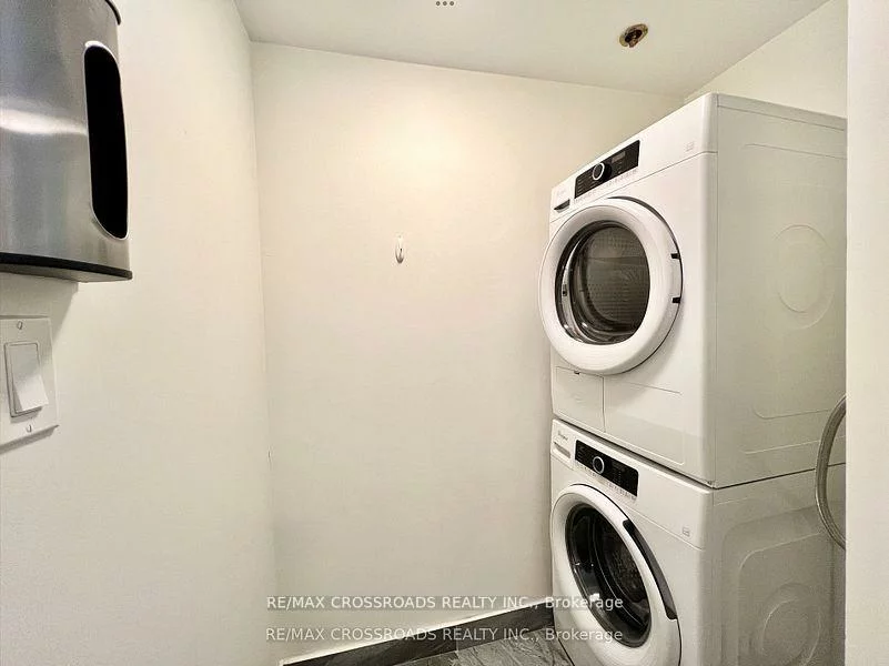 15, Water Walk, Unionville, Markham