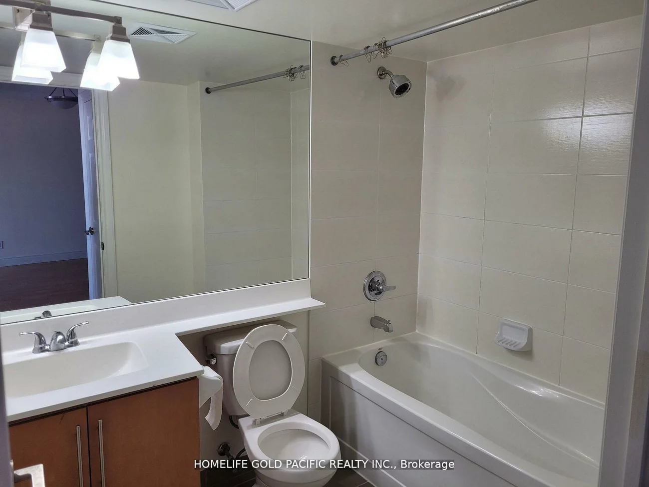 23, Cox, Unionville, Markham