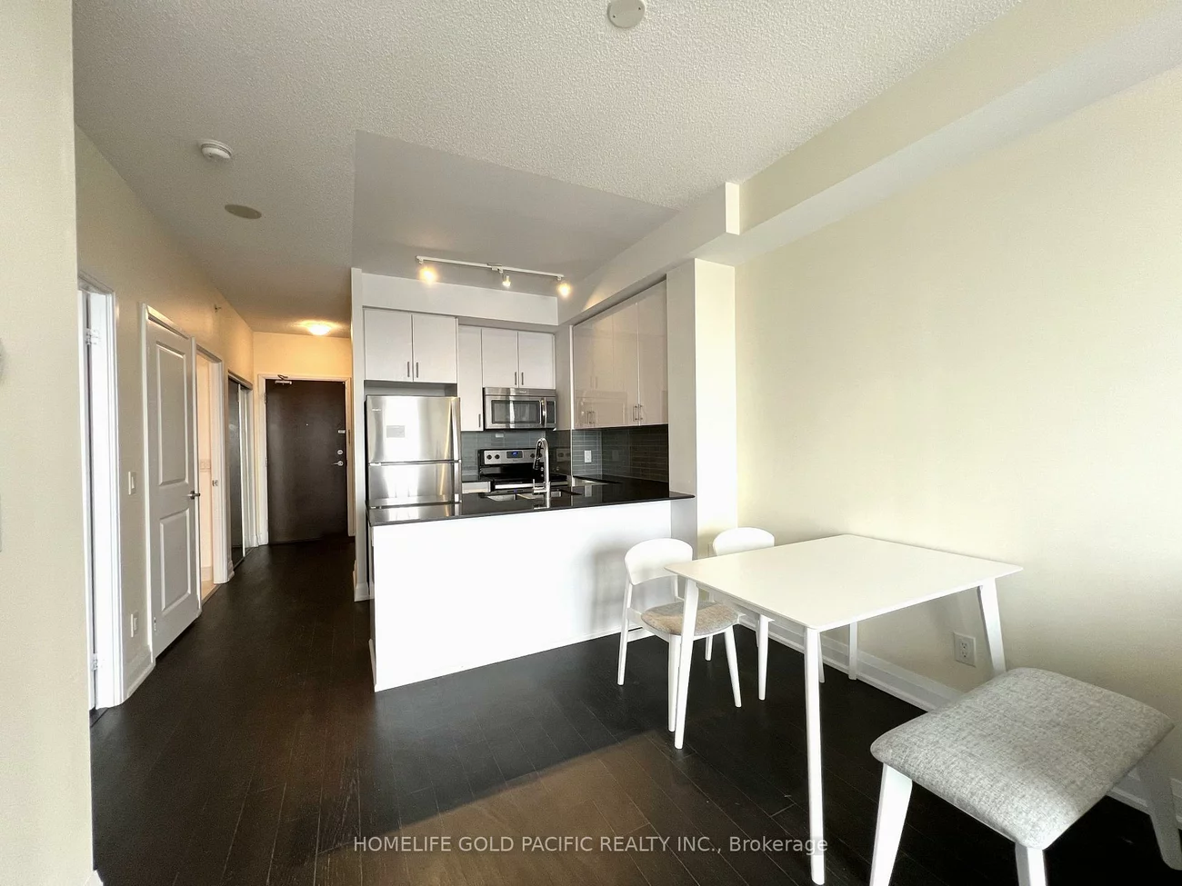 9582, Markham, Wismer, Markham