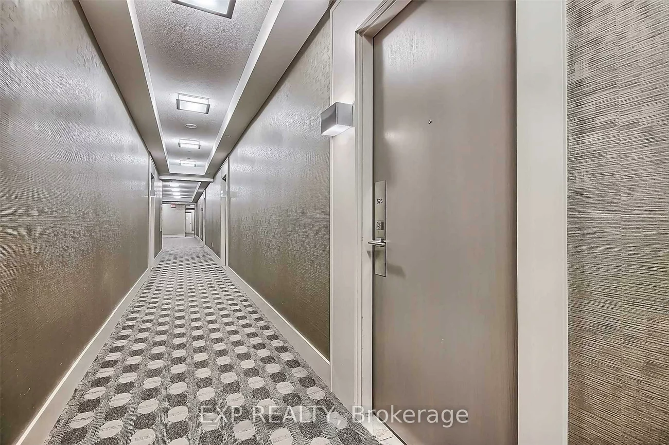 7167, Yonge, Grandview, Markham