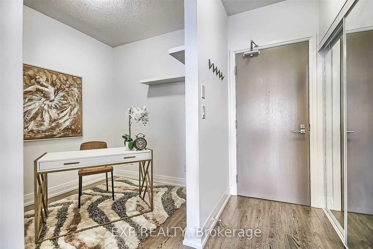 7167, Yonge, Grandview, Markham