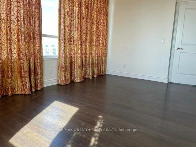 89, South Town Centre, Unionville, Markham