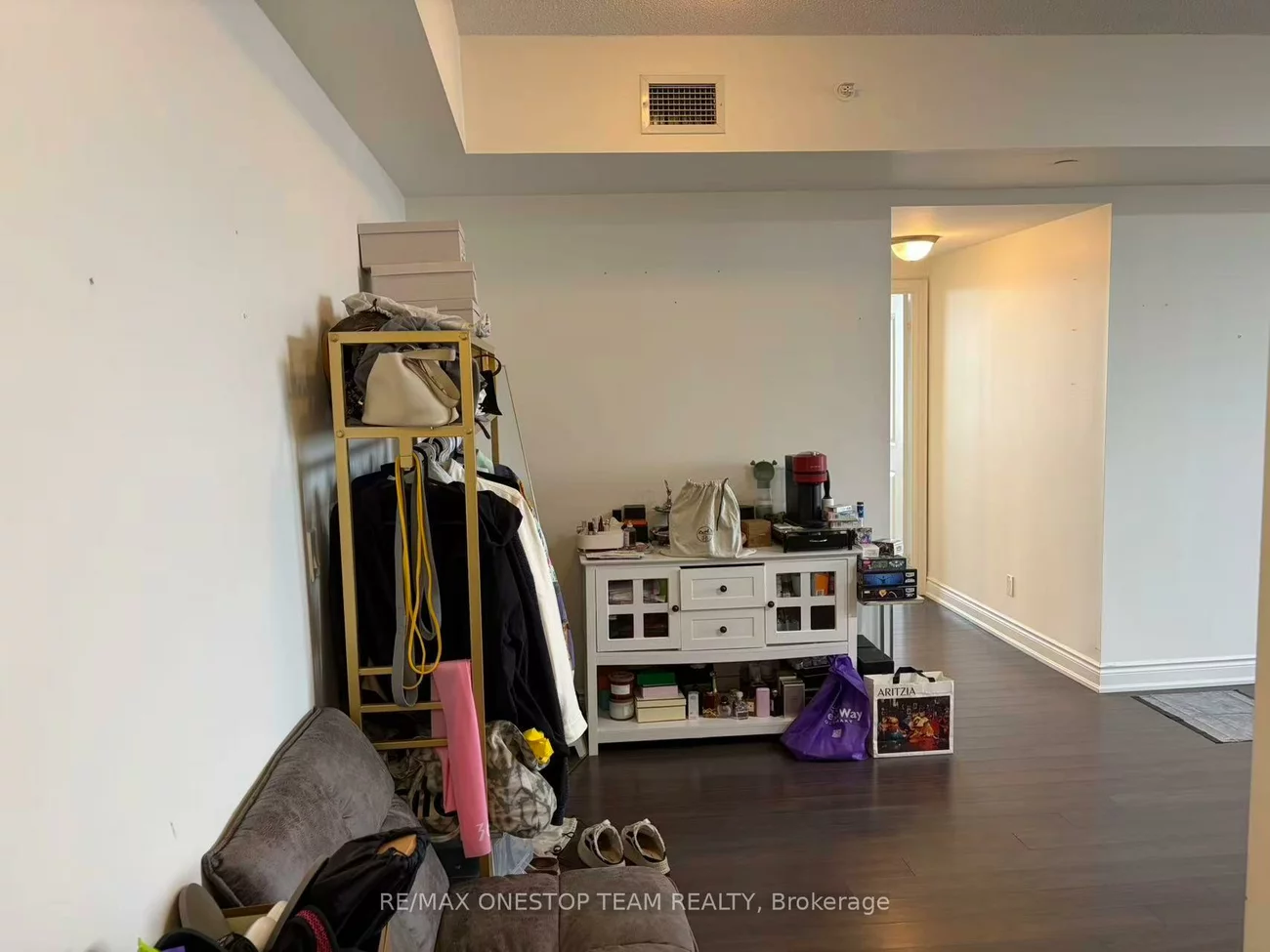 89, South Town Centre, Unionville, Markham
