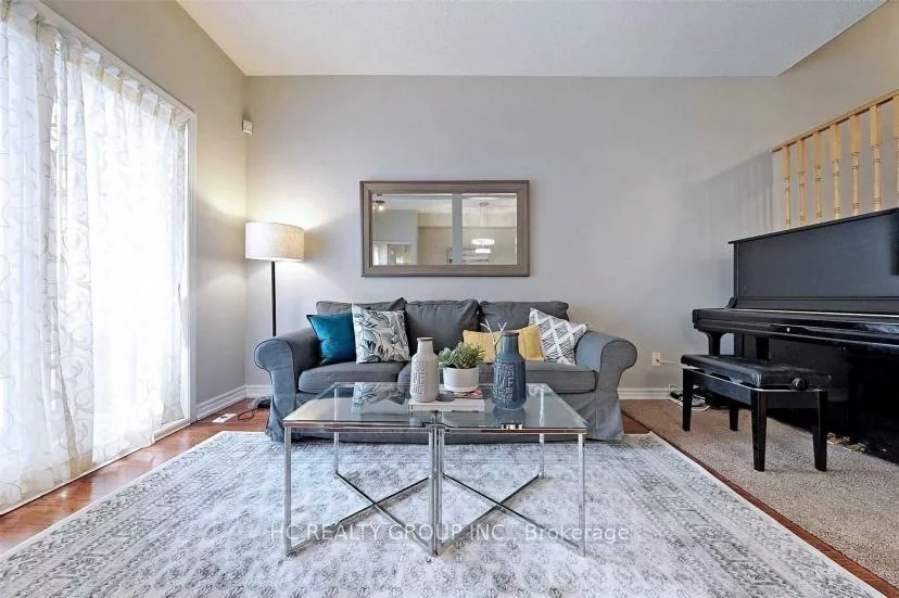 16, Cox, Unionville, Markham