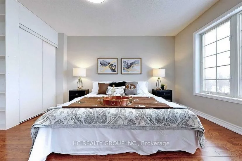 16, Cox, Unionville, Markham