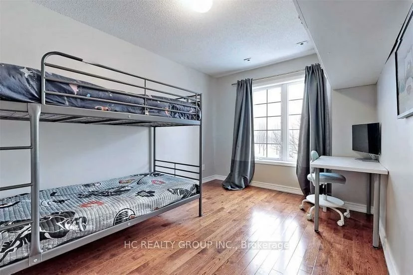 16, Cox, Unionville, Markham